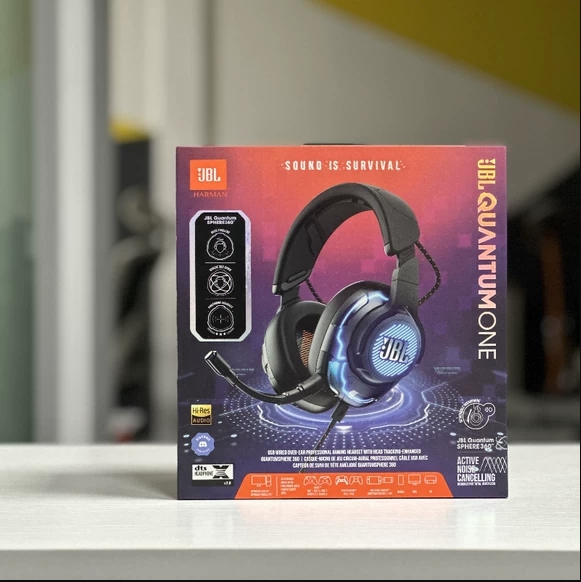 JBL QUANTUM 810 one头戴式电竞游戏耳麦Q810主动降噪USB耳机610